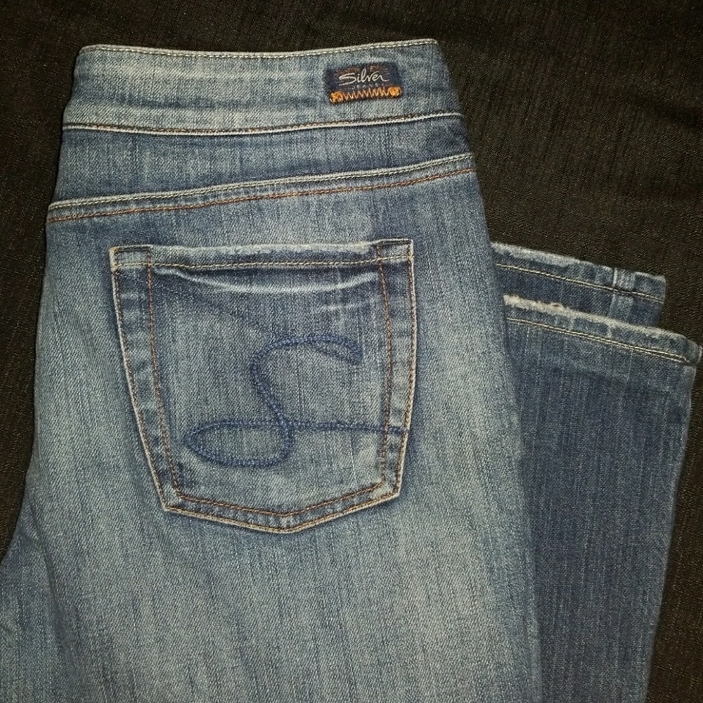 Silver Suki Jeans 30 x 32 EUC